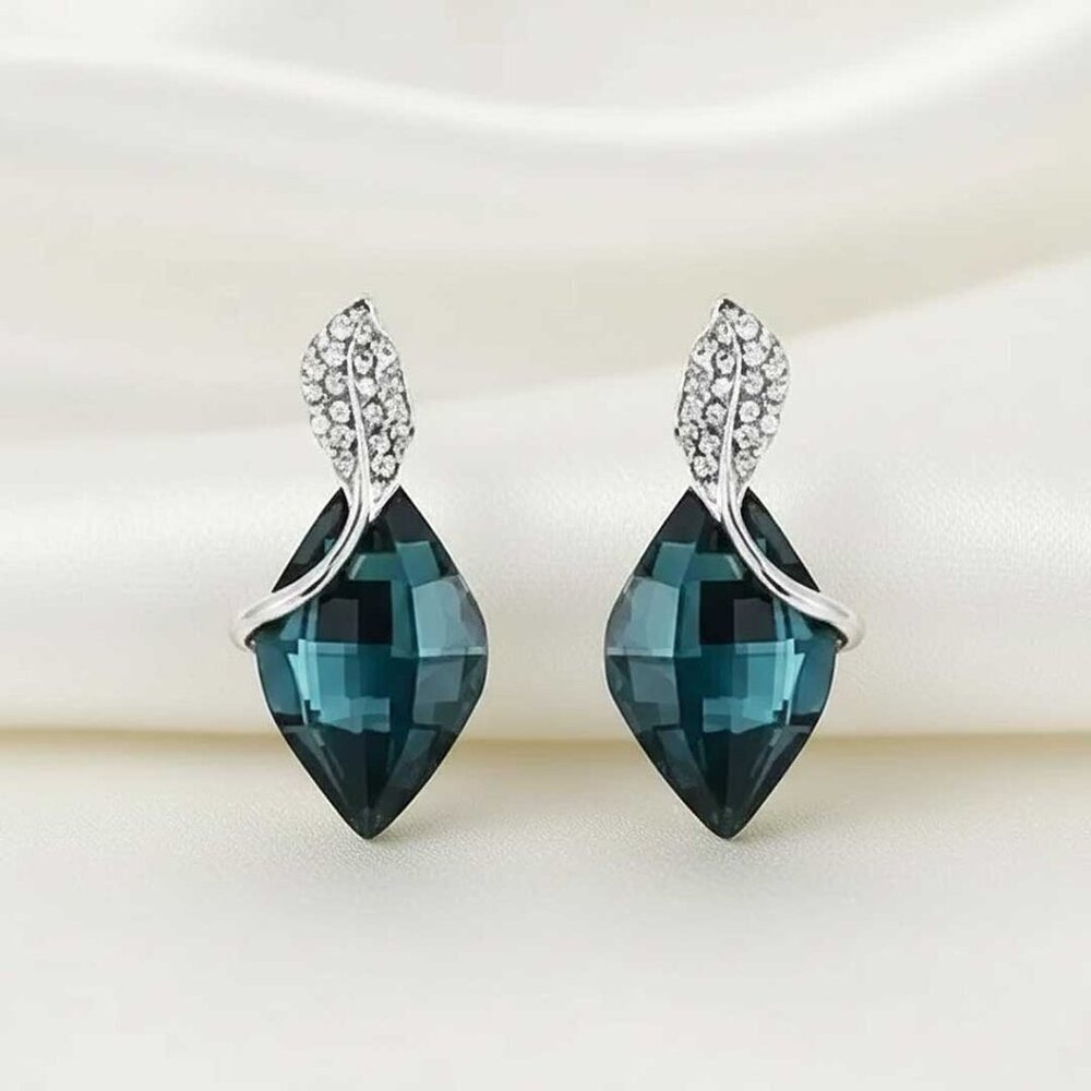 Elegant Dark Blue Crystal Earrings - Picture 1 of 11